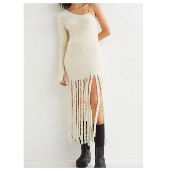 H&M Innovation Co-Exist Story Fringed Knit Dress - Picture 1 of 9